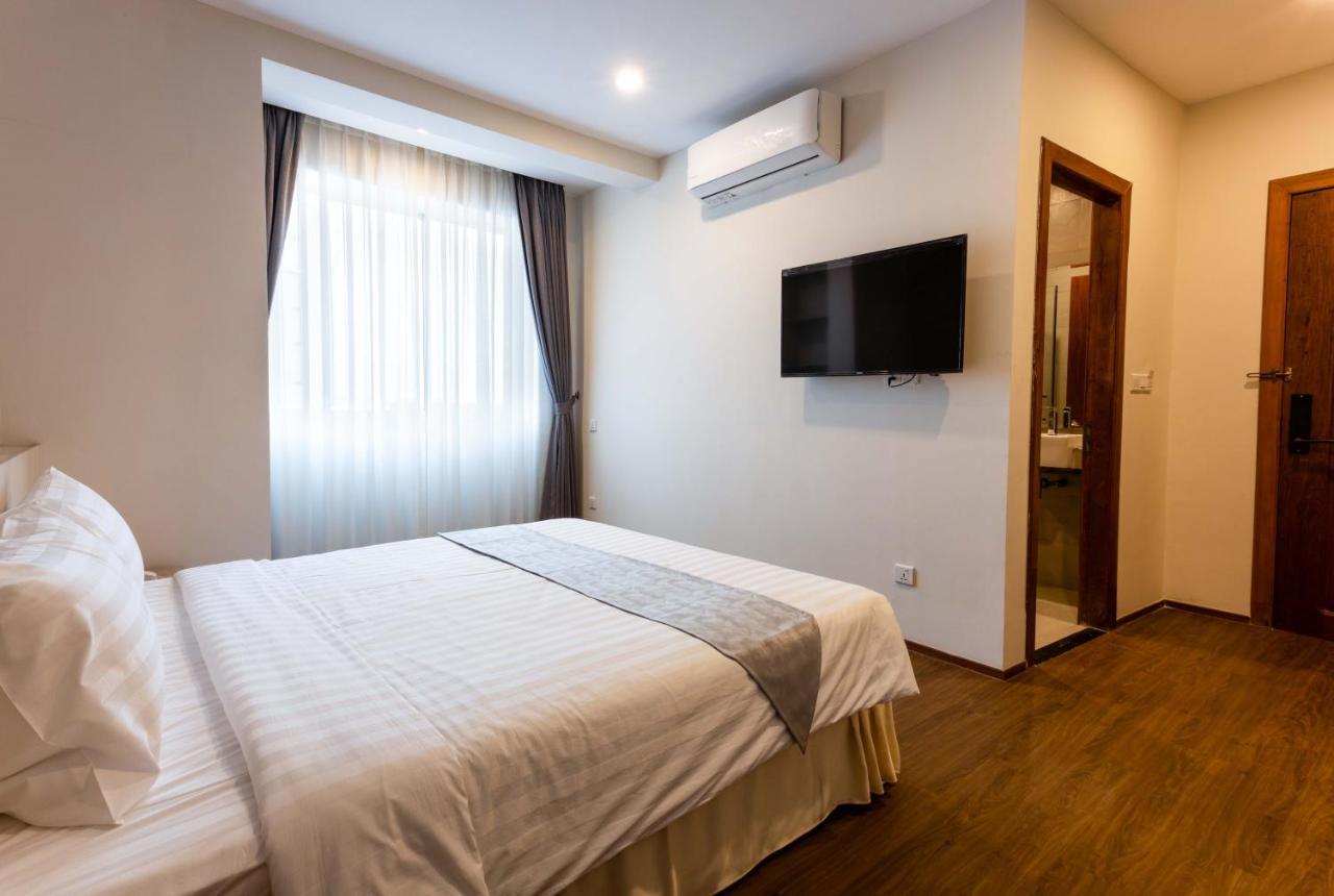 Joli Hotel Phnom Penh Exterior photo